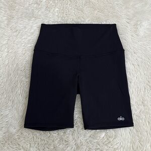 ALO Yoga airbrush Shorts